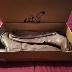 Freebird Knee Boots Beau Stone 10